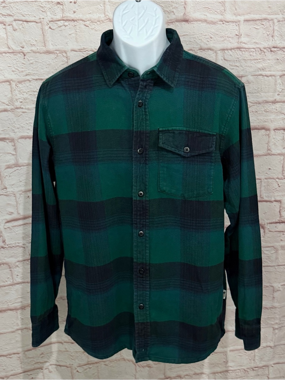 The North Face Flannel Shirt Mens M Green Navy Plaid Button Up Outdoor Hiking